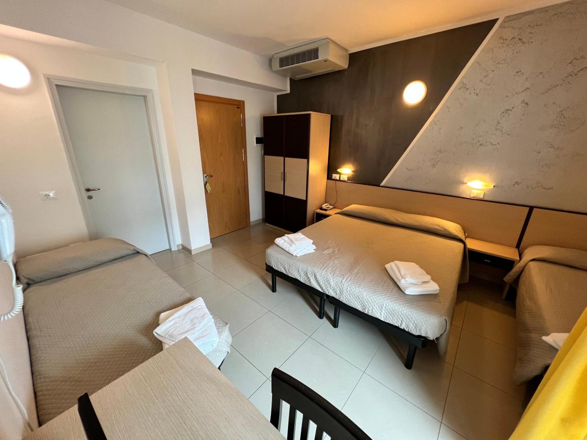 Club Vacanze In Hotel Cervia Ngoại thất bức ảnh